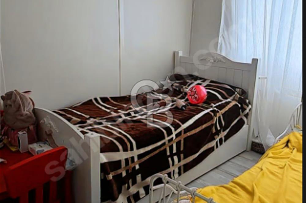 LAPSEKİ ÇARDAK'TA DENİZE 150M. 418m2 ARSA İÇİNDE MÜSTAKİL EV