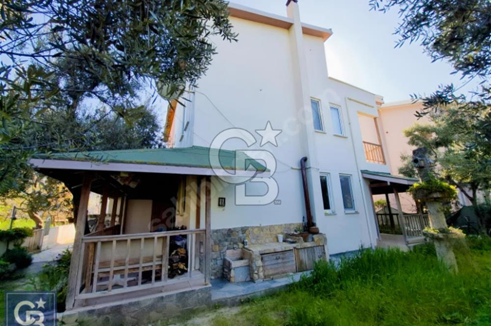 Çanakkale/Geyikli Dalyan'da denize 100m. 3 katlı müstakil yazlık