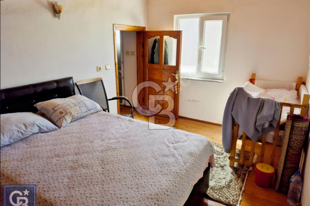 Çanakkale/Geyikli Dalyan'da denize 100m. 3 katlı müstakil yazlık