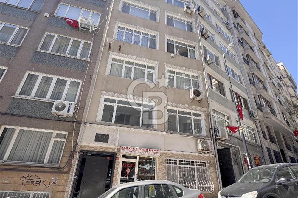 VİŞNEZADE MAHALLESİ, HÜSREV GEREDE CADDESİ, 4+1 SATILIK DAİRE