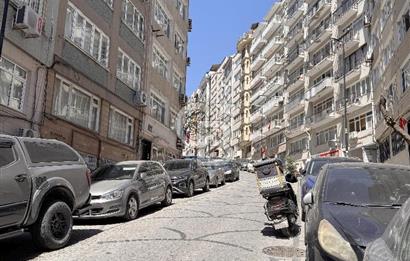 VİŞNEZADE MAHALLESİ, HÜSREV GEREDE CADDESİ, 4+1 SATILIK DAİRE