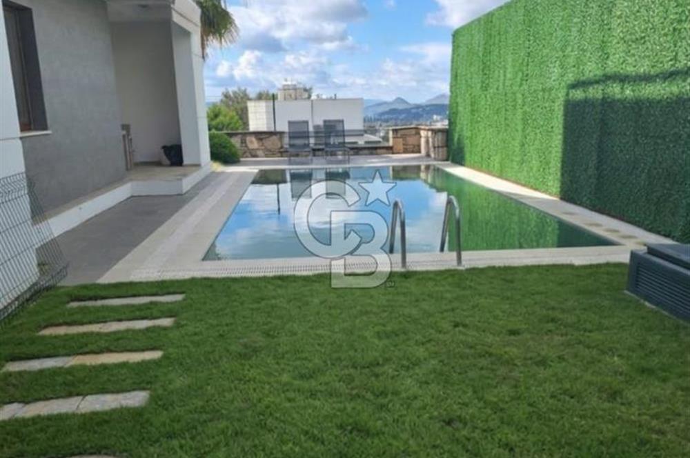 BODRUM KONACIK'ta DENİZ MANZARALI KİRALIK DUBLEKS VİLLA