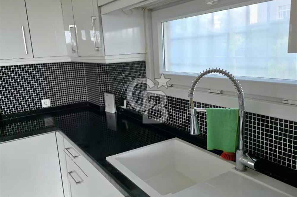 BODRUM KONACIK'ta DENİZ MANZARALI KİRALIK DUBLEKS VİLLA