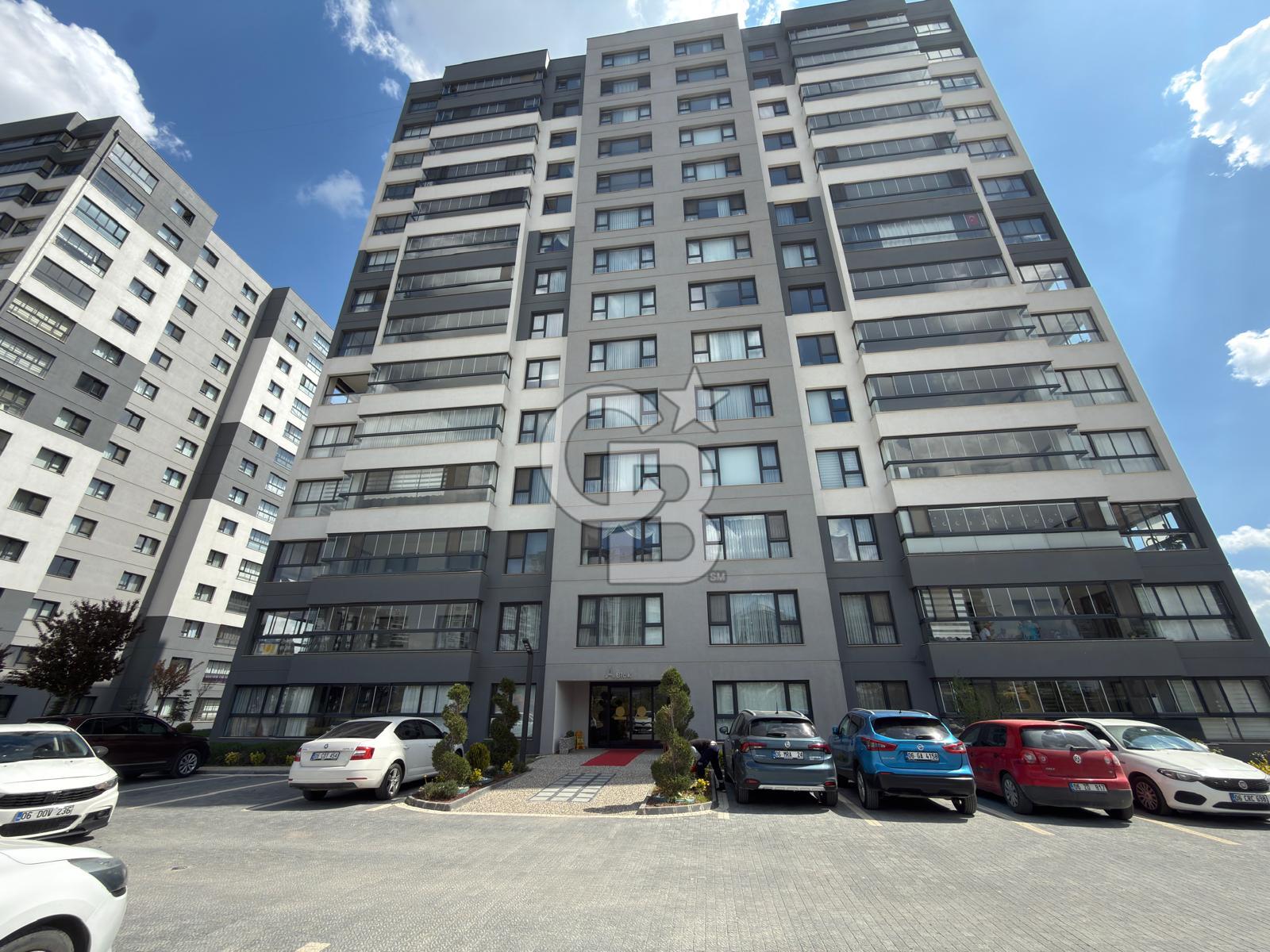 YENİMAHALLE ZİRVEDEN BATI SİTESİNDE SATILIK 4+1 DAİRE