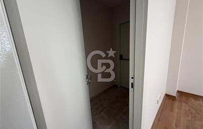 Kozyatağı'nda Kiralık 2+1 Modern Amerikan Mutfaklı Daire