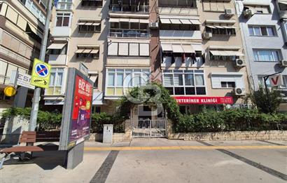 Karşıyaka Bahriye Üçok Bulvarı'nda Geniş 2+1 Kiralık Daire