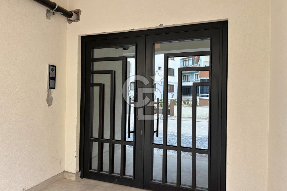 Çanakkale Lapseki Merkez Boğaz Manzaralı Sıfır 3+1 Dubleks Daire