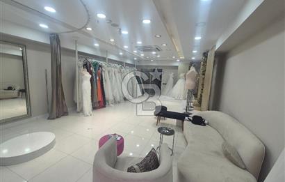 Mimar Kemalettin Moda Merkezinde 3 Katlı Kiralık Dükkan