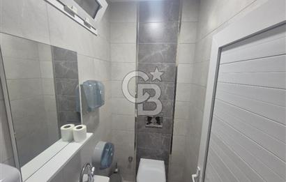 Mimar Kemalettin Moda Merkezinde 3 Katlı Kiralık Dükkan