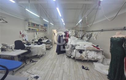 Mimar Kemalettin Moda Merkezinde 3 Katlı Kiralık Dükkan