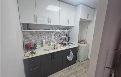 Mimar Kemalettin Moda Merkezinde 3 Katlı Kiralık Dükkan