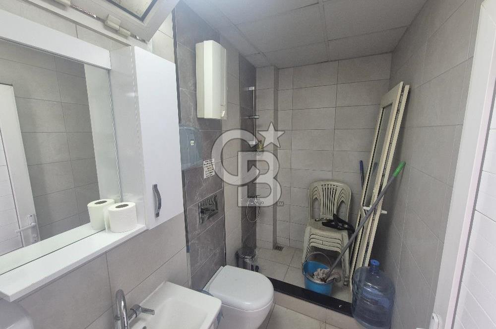 Mimar Kemalettin Moda Merkezinde 3 Katlı Kiralık Dükkan