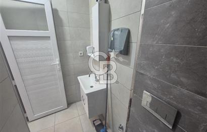 Mimar Kemalettin Moda Merkezinde 3 Katlı Kiralık Dükkan