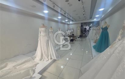 Mimar Kemalettin Moda Merkezinde 3 Katlı Kiralık Dükkan