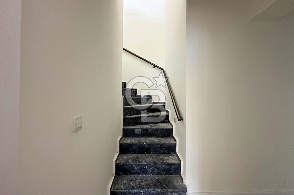 Çanakkale Lapseki Merkez Boğaz Manzaralı Sıfır 3+1 Dubleks Daire