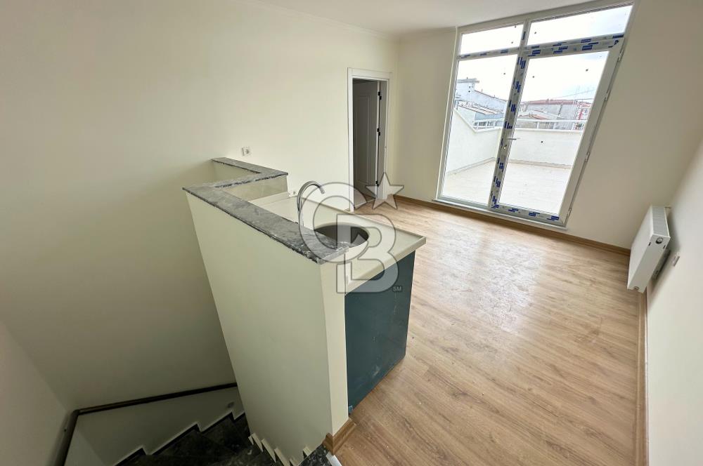 Çanakkale Lapseki Merkez Boğaz Manzaralı Sıfır 3+1 Dubleks Daire