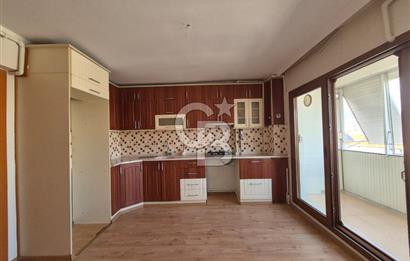 Karşıyaka Bahriye Üçok Bulvarı'nda Geniş 2+1 Kiralık Daire