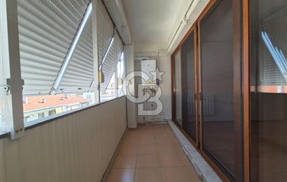 Karşıyaka Bahriye Üçok Bulvarı'nda Geniş 2+1 Kiralık Daire