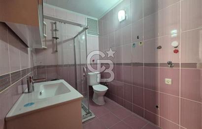 Karşıyaka Bahriye Üçok Bulvarı'nda Geniş 2+1 Kiralık Daire