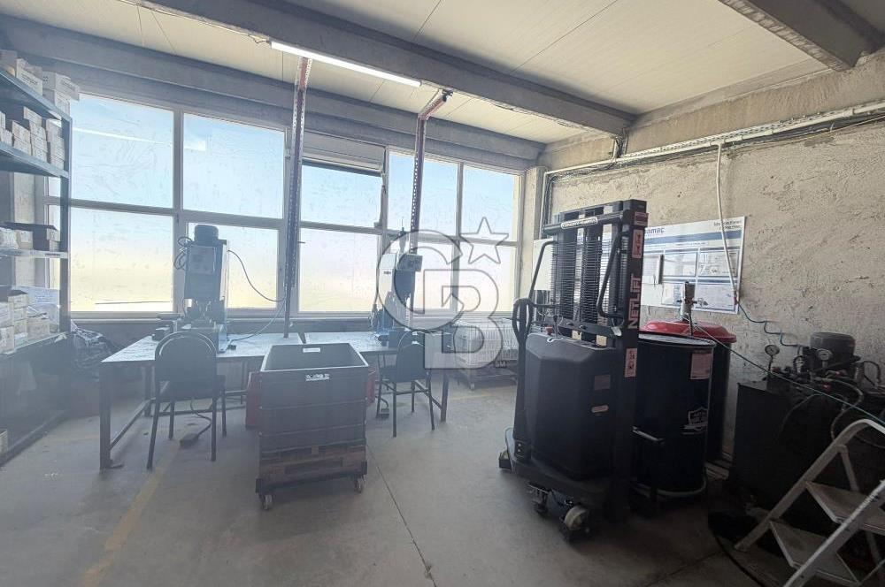 GEBZE GGOSB DA SATILIK 500 M2 İMALATHANE BİNASI