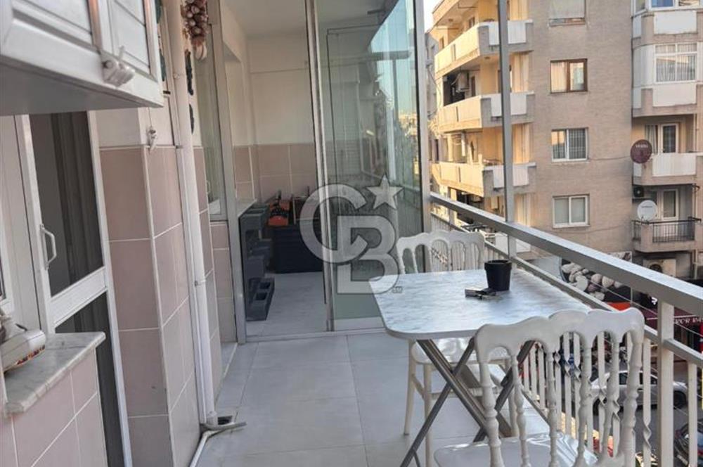 Karşıyaka Girneye Yakın Dedebaşı Mahallesinde Tadilatlı Satılık 