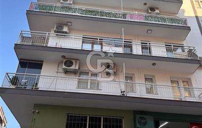 Karşıyaka Girneye Yakın Dedebaşı Mahallesinde Tadilatlı Satılık 