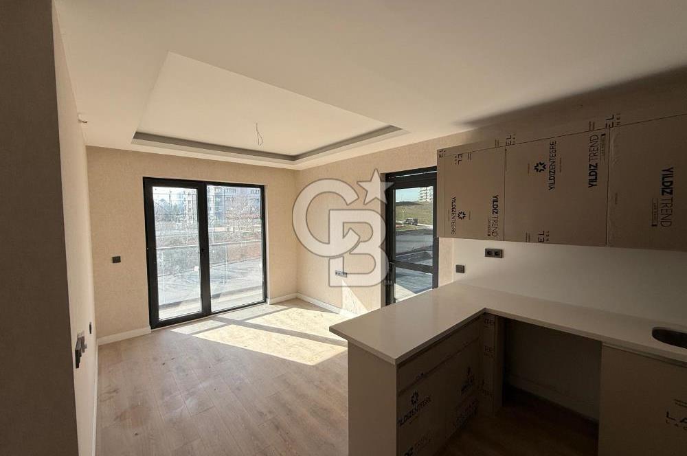 TURGUT ÖZAL MAHALLESİNDE SATILIK 1+1 TERASLI DAİRE