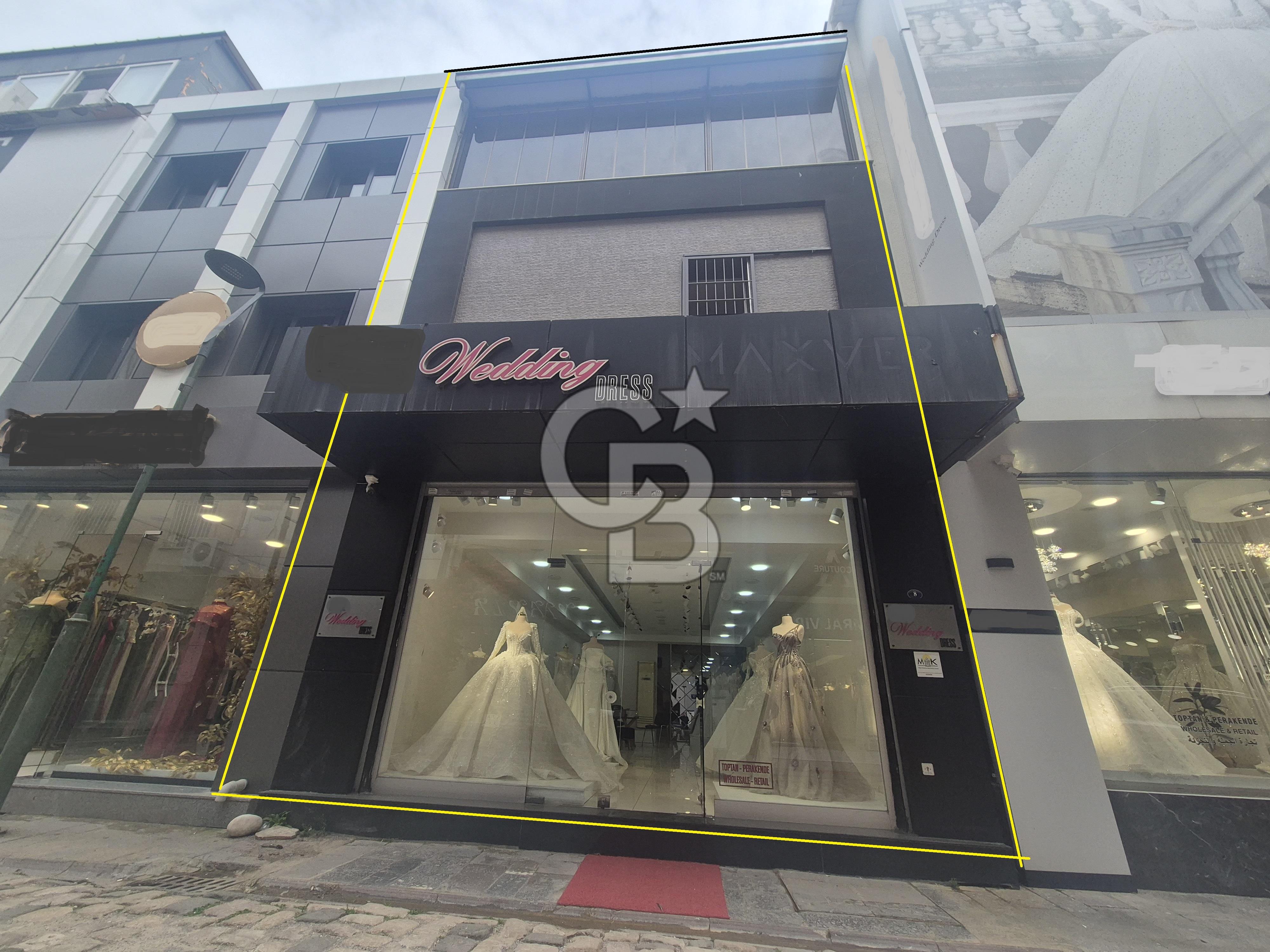 Mimar Kemalettin Moda Merkezinde 3 Katlı Kiralık Dükkan