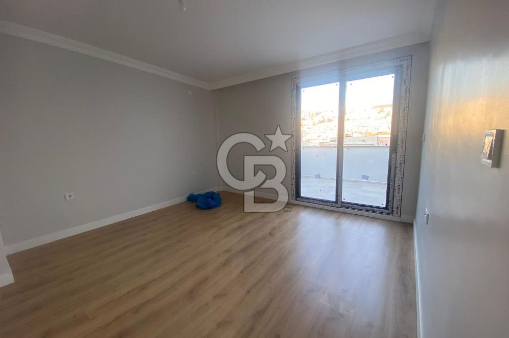 ÇİĞLİ ARŞ.HST. TRAMVAY YAKINI, YENİ, TERASLI SATILIK 3+1 DUBLEKS DAİRE