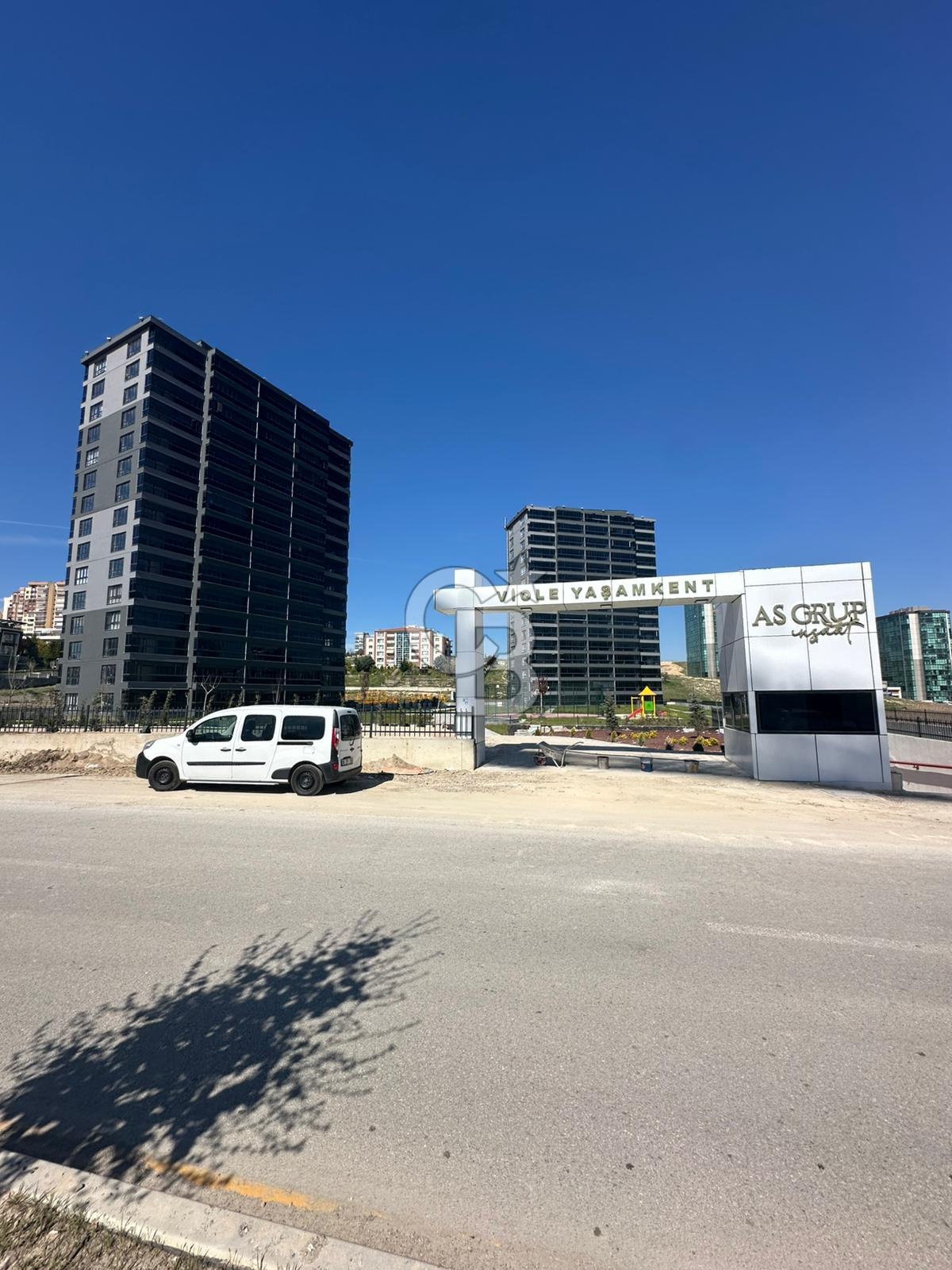 VİOLE YAŞAMKENT'TE 12. KAT (KÖŞE DAİRE) 45 M2, 1+1 SATILIK DAİRE