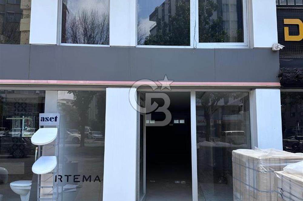 Fatih Caddesi'nde 100 m² kiralık dükkan