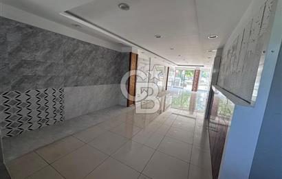 Fatih Caddesi'nde 100 m² kiralık dükkan