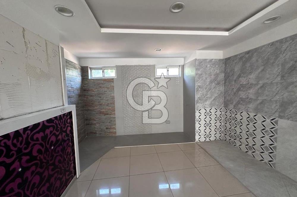 Fatih Caddesi'nde 100 m² kiralık dükkan