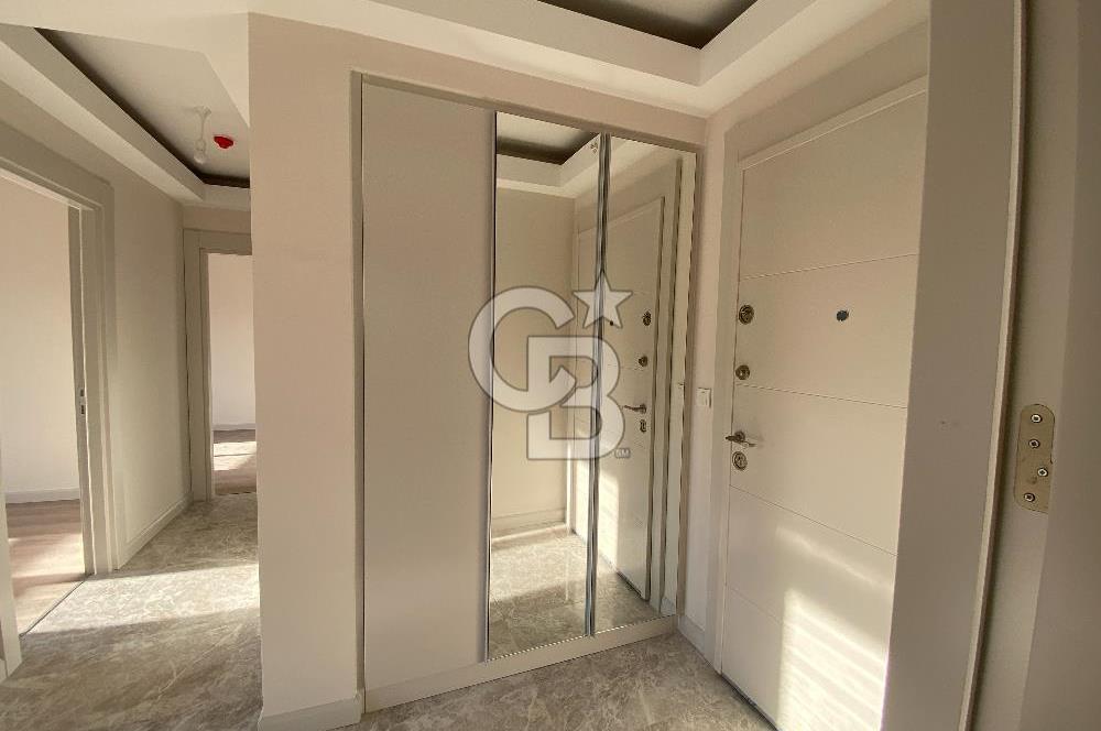 MALTEPE ZÜMRÜTEVLER SURYAPI YEŞİL MAVİ'de SATILIK BALKONLU 2+1 DAİRE