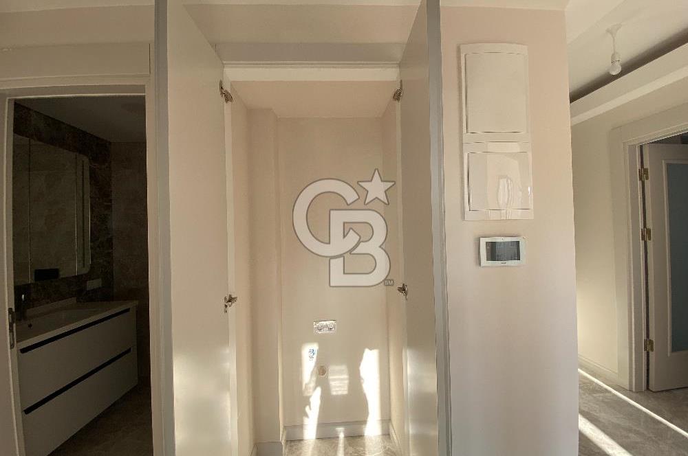 MALTEPE ZÜMRÜTEVLER SURYAPI YEŞİL MAVİ'de SATILIK BALKONLU 2+1 DAİRE