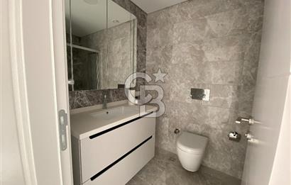 MALTEPE ZÜMRÜTEVLER SURYAPI YEŞİL MAVİ'de SATILIK BALKONLU 2+1 DAİRE