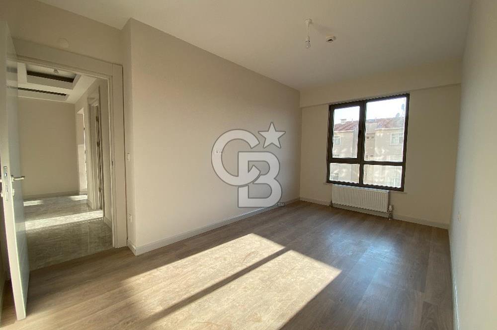 MALTEPE ZÜMRÜTEVLER SURYAPI YEŞİL MAVİ'de SATILIK BALKONLU 2+1 DAİRE