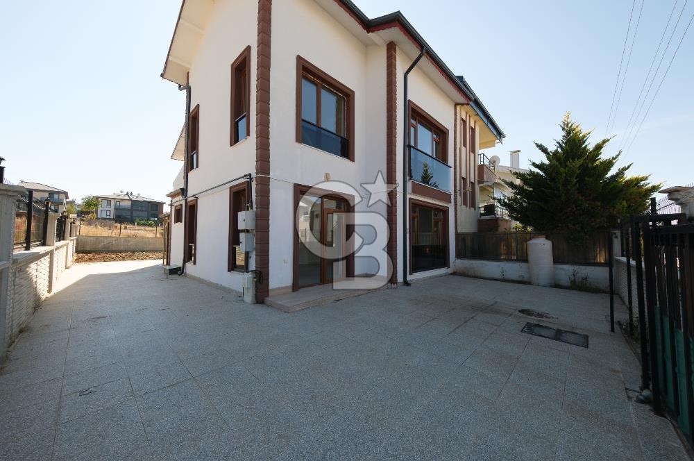 LÖSANTE YAKINI, İNCEK TEK YAPI DA MÜSTAKİL TRİPLEKS 5+1 VİLLA