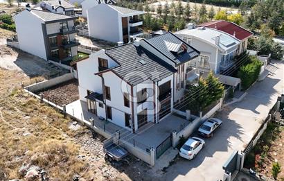LÖSANTE YAKINI, İNCEK TEK YAPI DA MÜSTAKİL TRİPLEKS 5+1 VİLLA