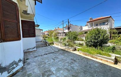 FENER MAHALLESİN'DE SATILIK VİLLA