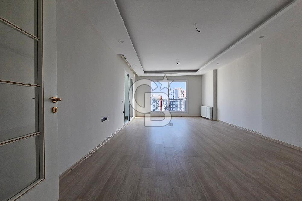 Mersin Mezitli Akdeniz Site İçi Satılık 5+1 Daire
