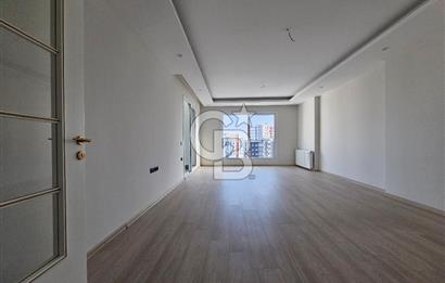 Mersin Mezitli Akdeniz Site İçi Satılık 5+1 Daire