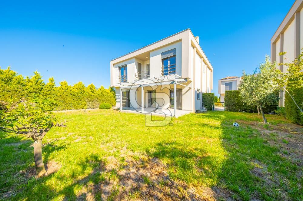 GÜZELBAHÇE YELKİ'DE 5+2 KİRALIK VİLLA