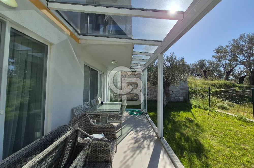 Gömeç Karaağaç'ta Havuzlu, Deniz Manzaralı 4+1 Satılık Villa