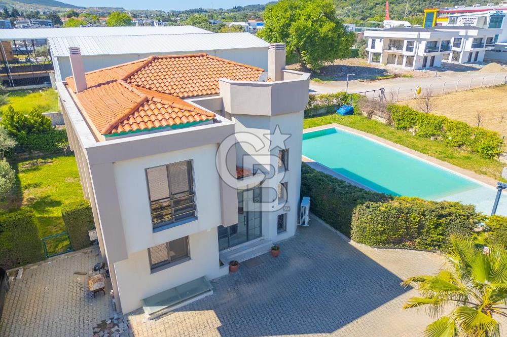 GÜZELBAHÇE YELKİ'DE 5+2 KİRALIK VİLLA