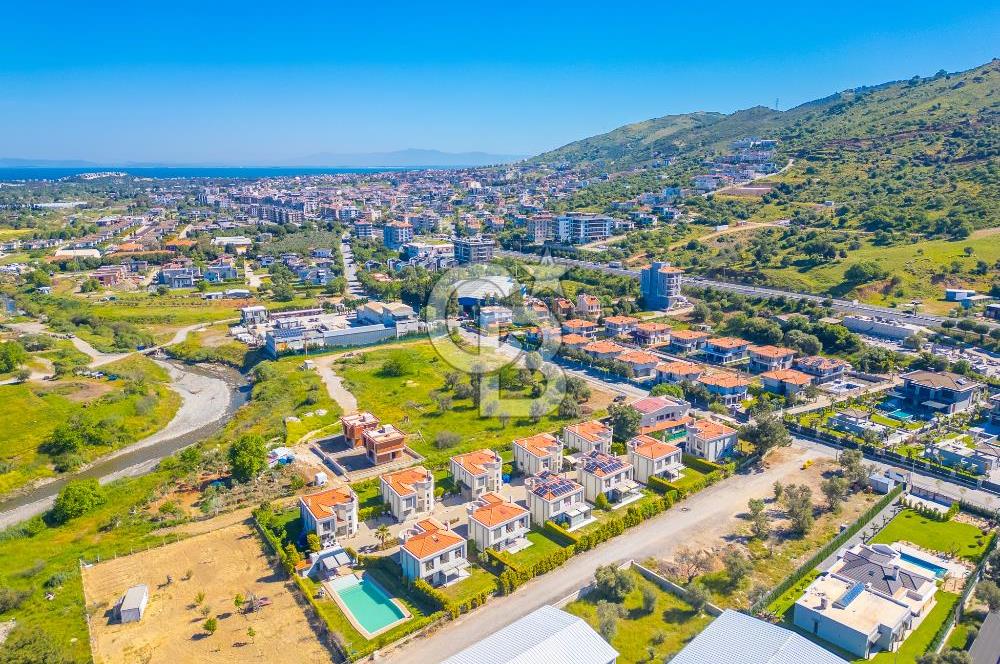 GÜZELBAHÇE YELKİ'DE 5+2 KİRALIK VİLLA