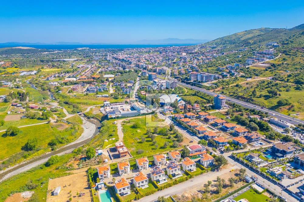 GÜZELBAHÇE YELKİ'DE 5+2 KİRALIK VİLLA
