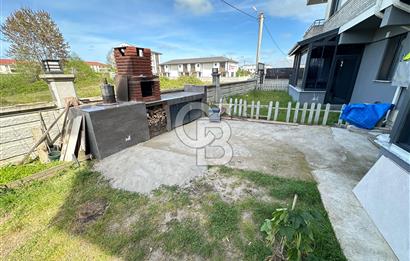 Karasu Sahilinde | Havuzlu Sitede | 4+1 Triplex Köşe Villa |