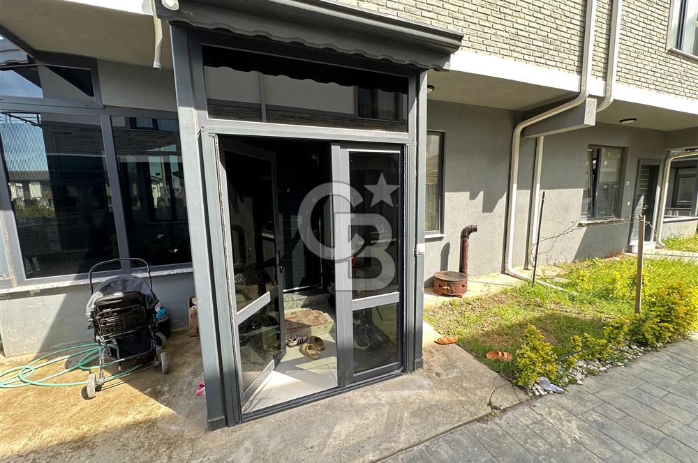 Karasu Sahilinde | Havuzlu Sitede | 4+1 Triplex Köşe Villa |
