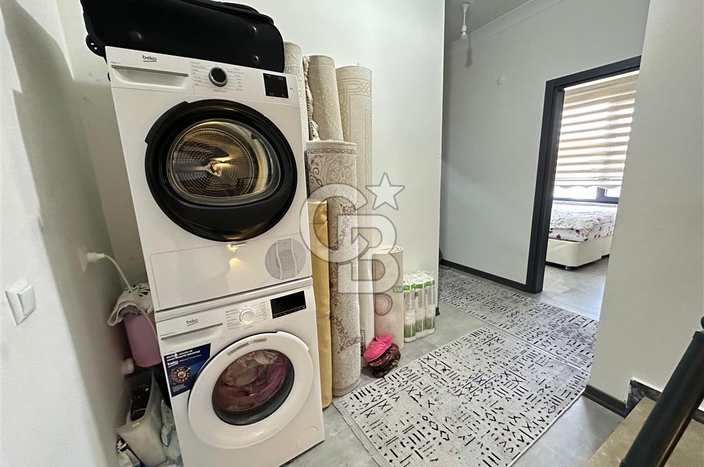 Karasu Sahilinde | Havuzlu Sitede | 4+1 Triplex Köşe Villa |
